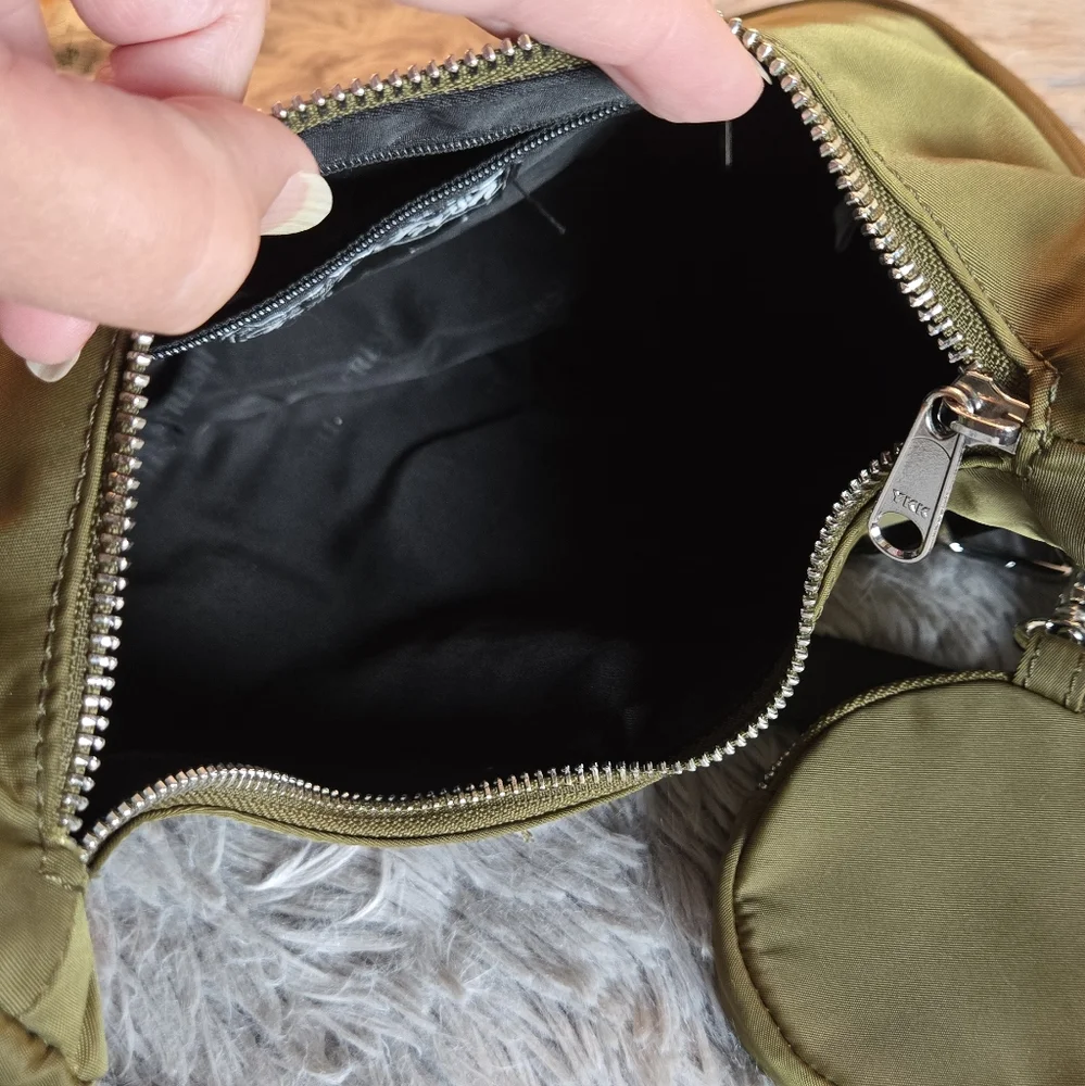 Teddy Fresh Crossbody Bag With Charm Coin Purse - Picture 4 of 16